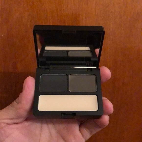 Urban Decay Other - Urban Decay brow box Blackout
